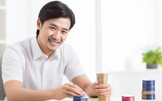 轻松筹是如何实现盈利的？