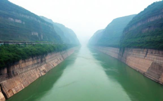 红旗渠上有什么河