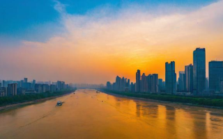 长江和是什么颜色的