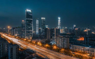 建设银行的下班时间是什么时候？