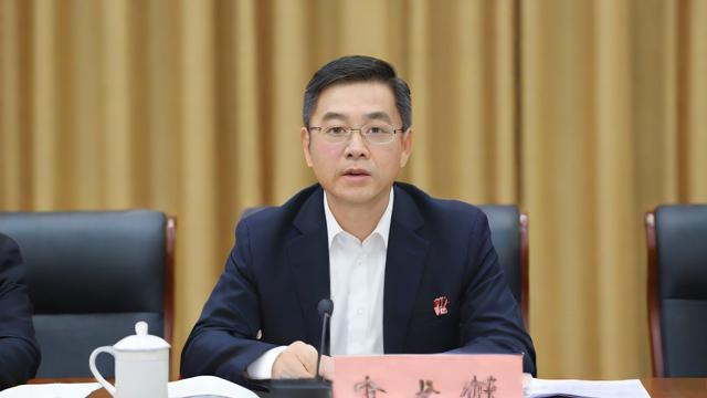 期货经纪人的职责和角色是什么?-第1张图片-ECN交易平台排行榜 期货经纪人的职责和角色是什么?-第1张图片-ECN交易平台排行榜