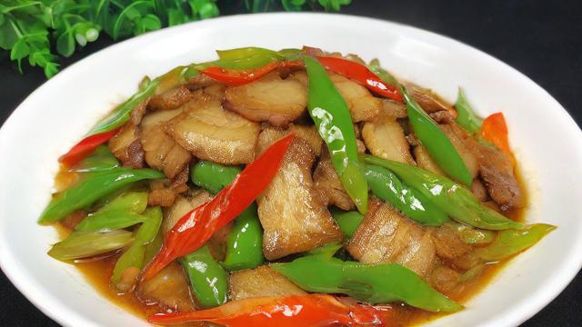 炒股究竟靠什么?是专业知识、市场洞察,还是其他关键因素?-第2张图片-ECN交易平台排行榜 炒股究竟靠什么?是专业知识、市场洞察,还是其他关键因素?-第2张图片-ECN交易平台排行榜